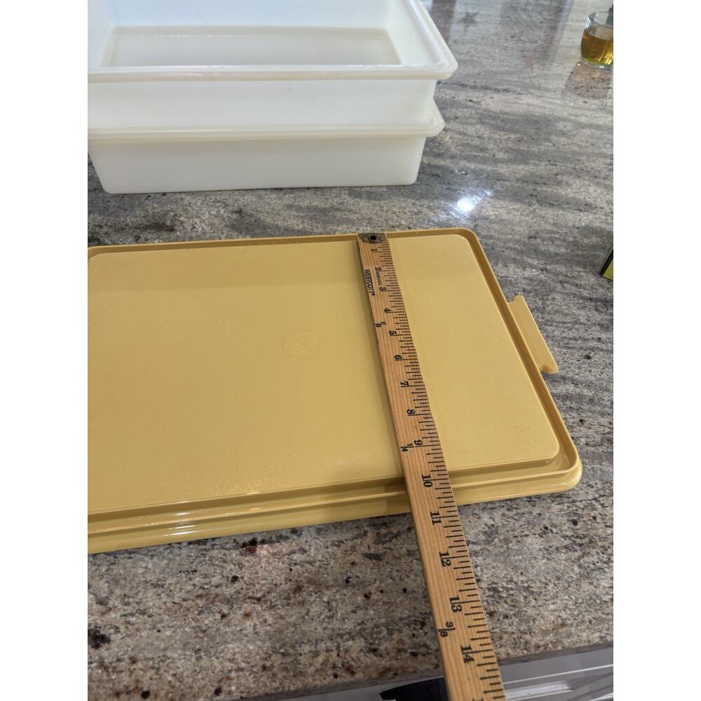 Vintage Tupperware Cake Keeper Harvest Gold Base 2 Covers 14.5” x 10.5” - Picture 11 of 11